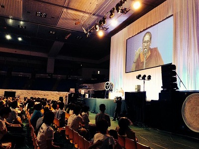 1万人LIVE (1).jpg